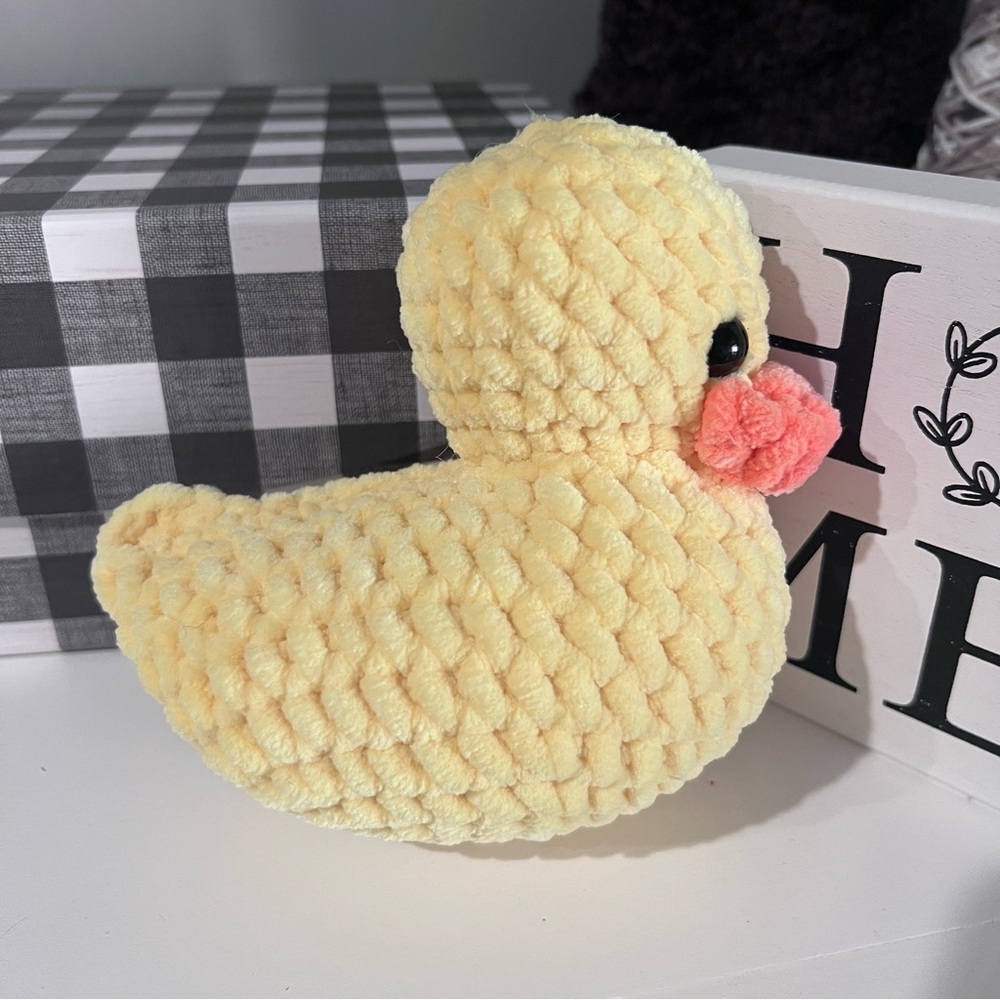 Crochet Armigurumi Yellow Duck by Petunias Plushie Patch, Medium, New